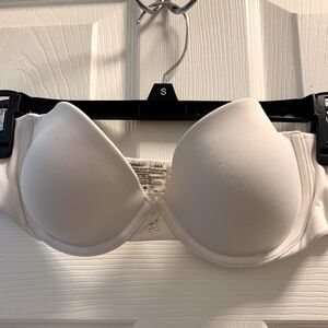 Ambrielle white strapless‎ bra